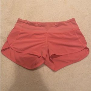 Lululemon shorts pink